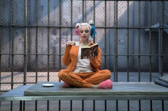 Suicide Squad Harley Quinn Margot Robbie movie still wallpaper