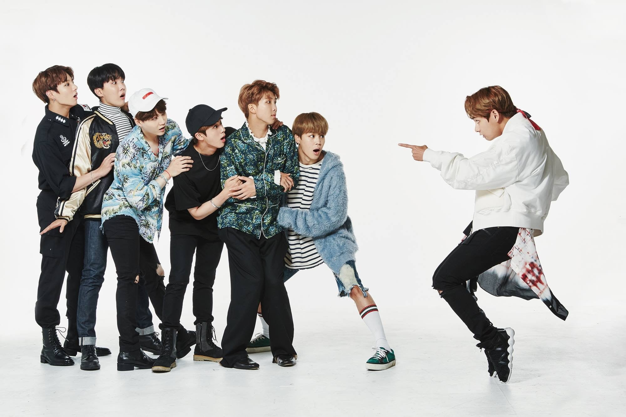 BTS J - Hope Wallpaper, V, Jin, Suga, RM , Jimin, Jungkook, Full Length -  Wallpaperforu