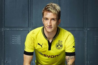 BVB wallpaper, Borussia Dortmund, Marco Reus,men’s yellow Puma soccer jersey