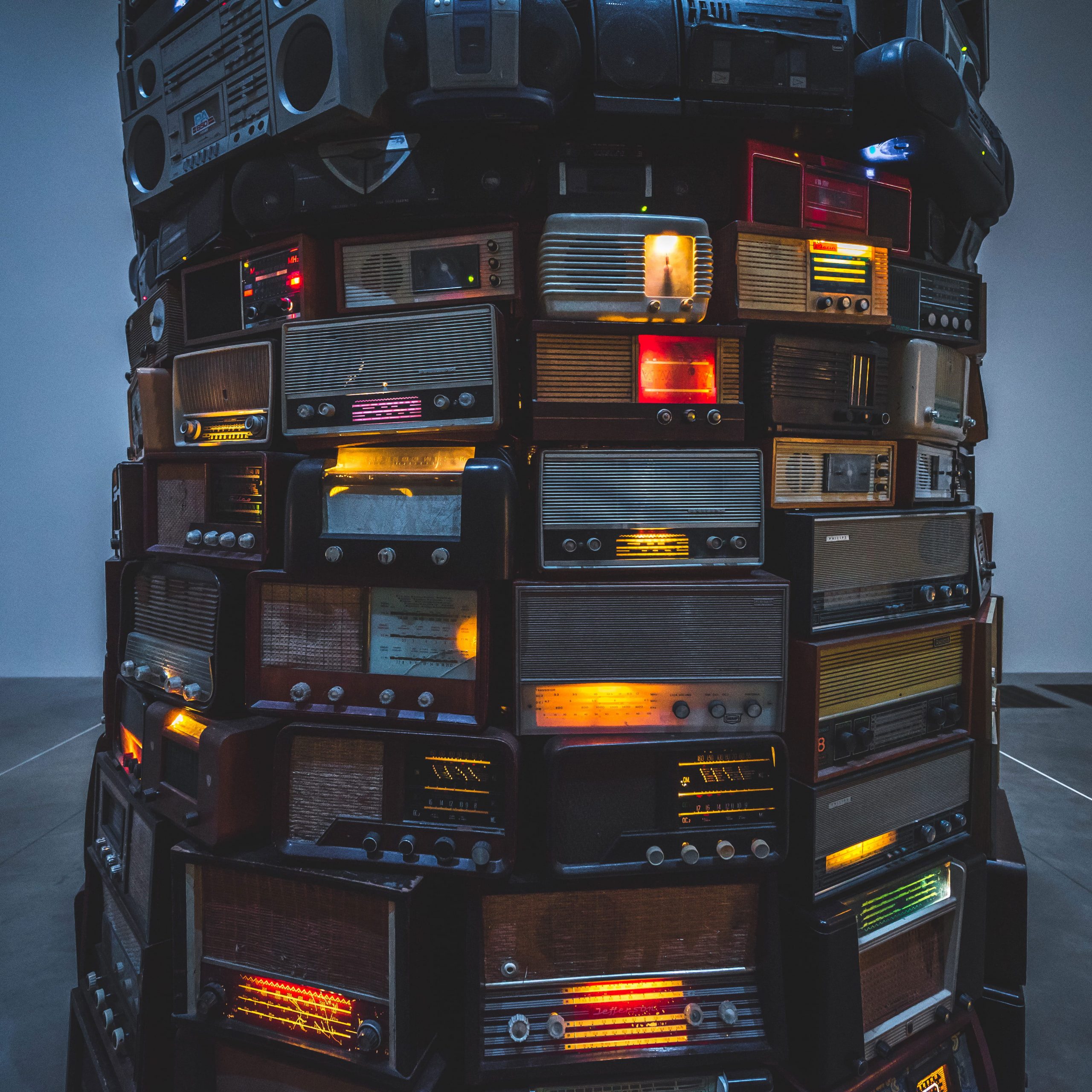 Assorted-color cassette stereo wallpaper, assorted vintage radio lot, old
