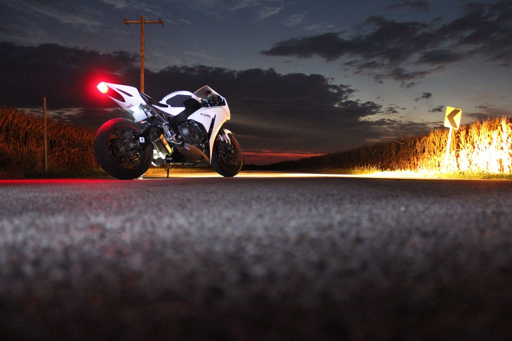 Photo Of White Sports Bike On Roadway During Nightime Wallpaper, Honda -  Wallpaperforu