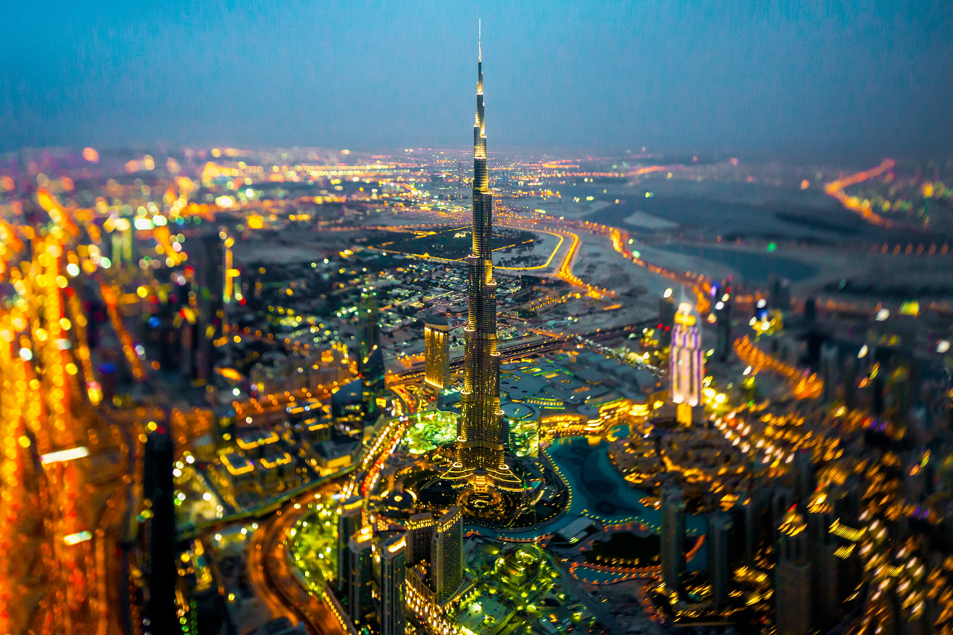 Burj Khalifa wallpaper, Dubai, cityscape, city lights, tilt shift, motion blur