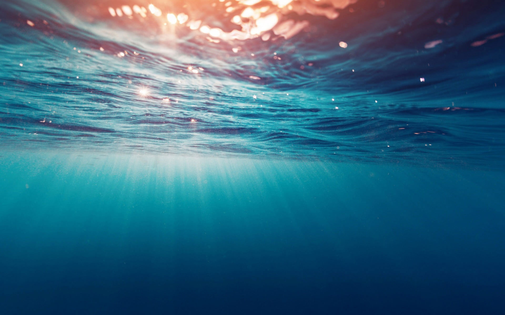 blue water wallpaper, sunrays passing through underwater, sun rays, nature