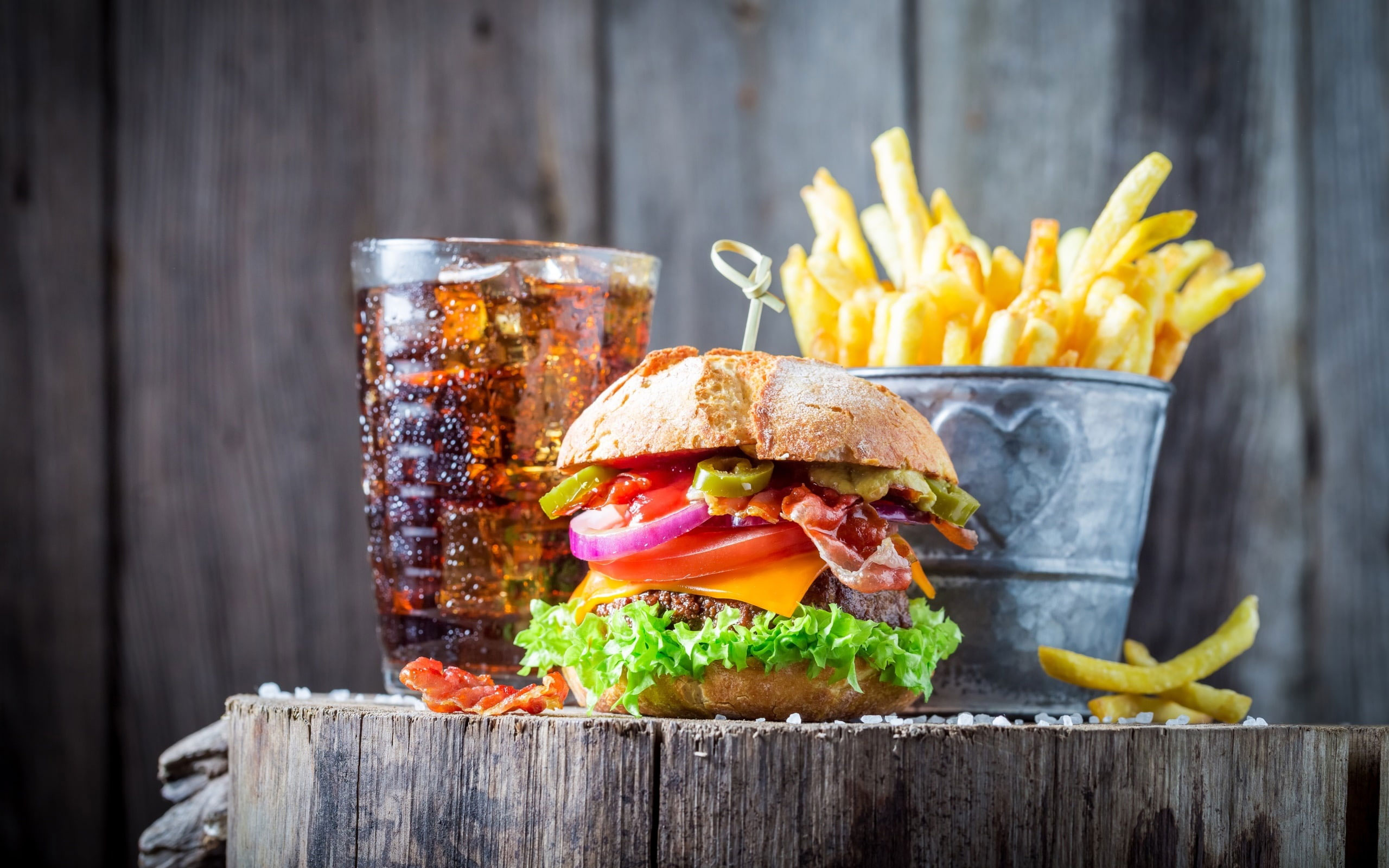 Burgers wallpaper, drinking glass, Fries, food, food and drink, fast food