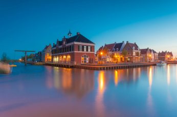 Brown and white lighted house photography wallpaper, Blue Hour, Nederland