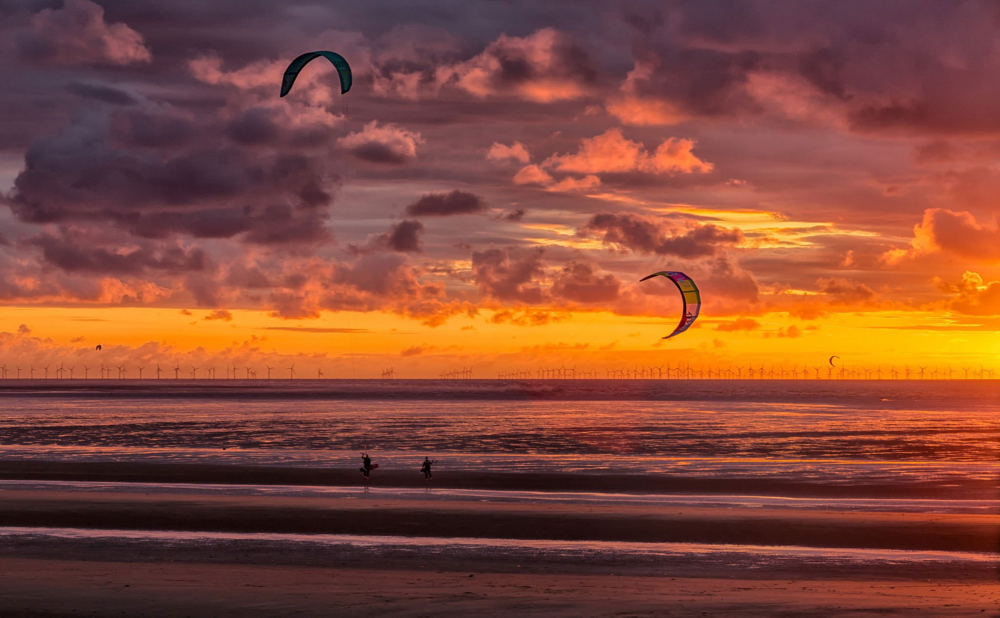 New Brighton, kite surfers, kite surfing, beach, sunset