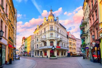 Old town wallpaper, square, europe, daytime, town square, poland, downtown