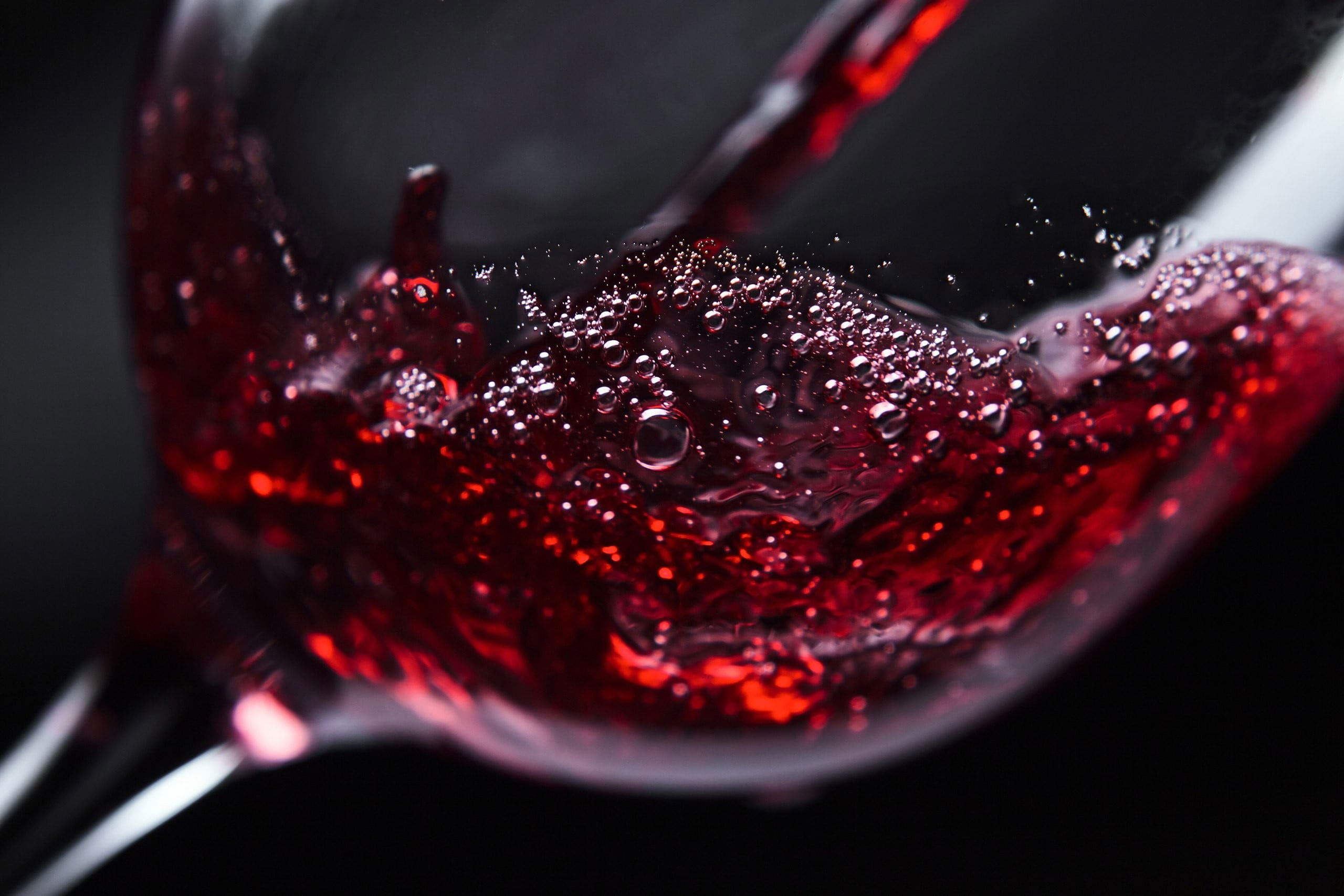 Clear crystal wine glass wallpaper, drinking glass, macro, red, close-up