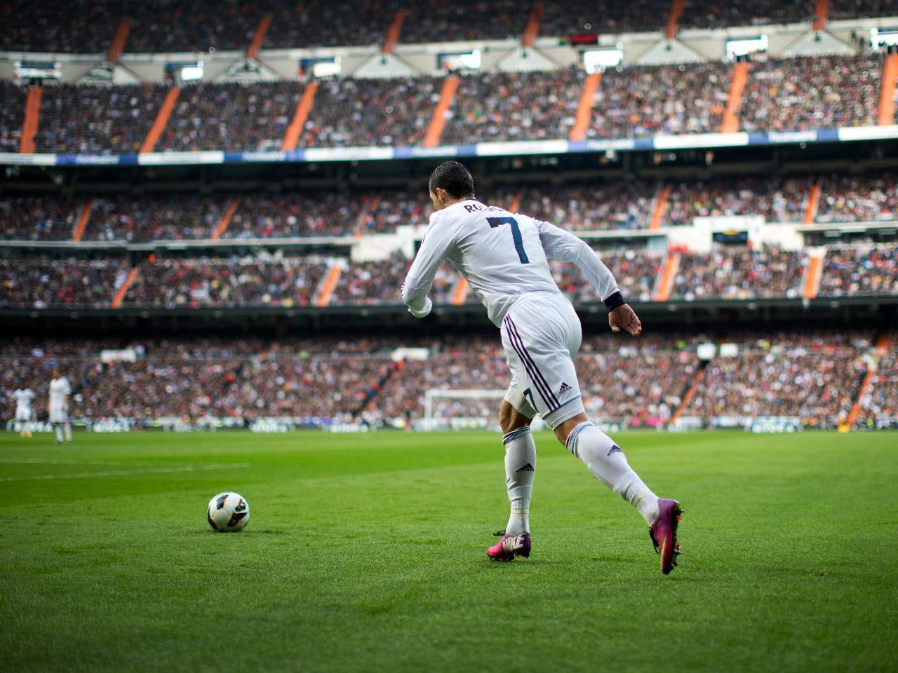 Cristiano Ronaldo Free Kick Widescreen wallpaper