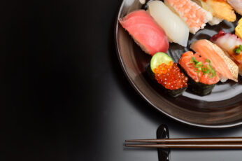 Wallpaper Plate Of Sushi, Food, Fish, Black Background
