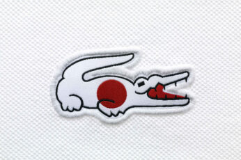 Wallpaper White And Red Crocodile Clothes Patch