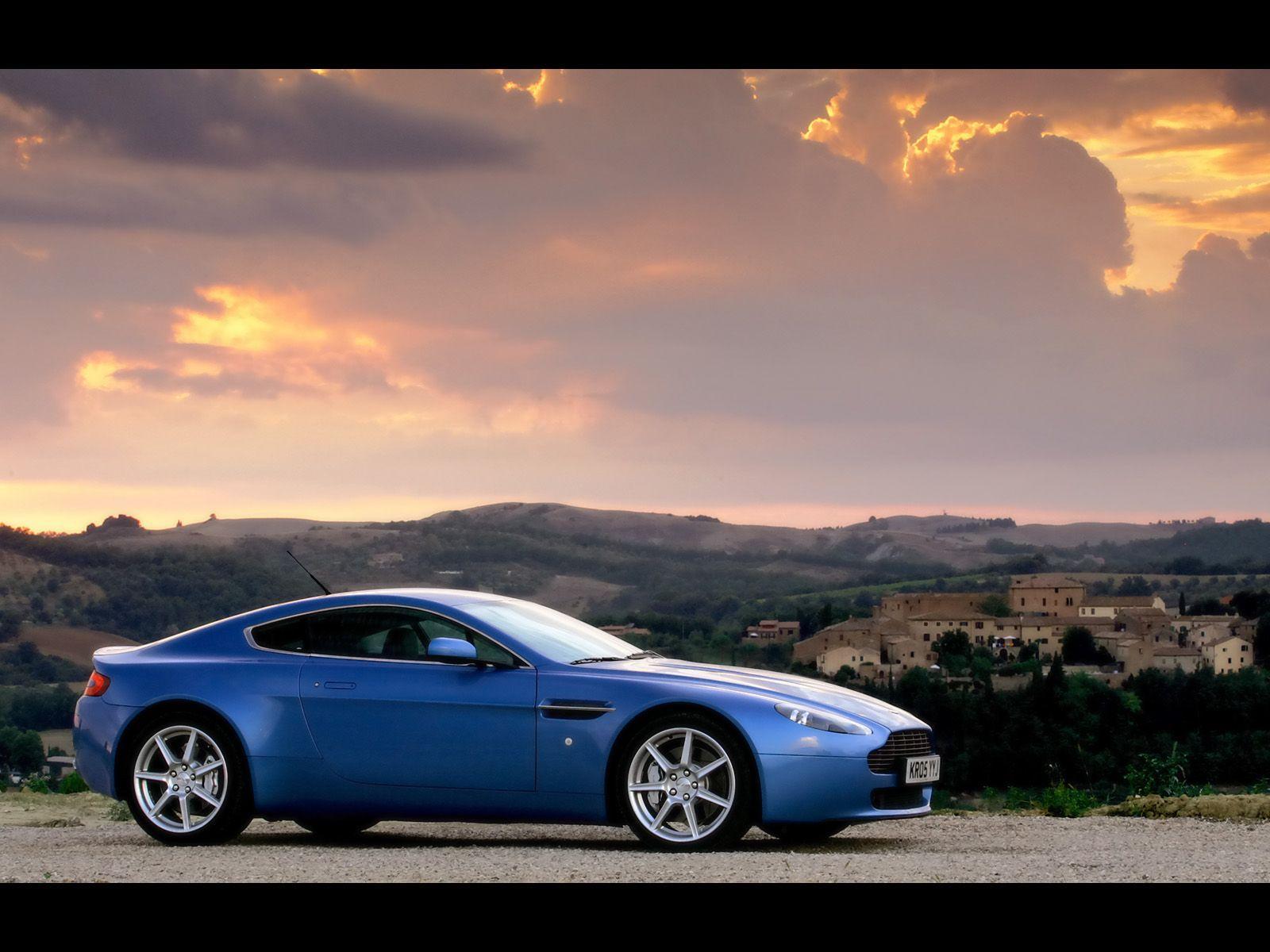 Aston Martin V8 Vantage Wallpaper 4k Download