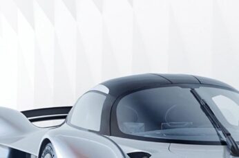 Aston Martin Valkyrie Laptop Wallpaper 4k