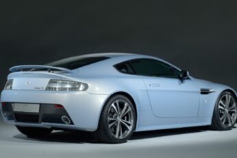 Aston Martin Vantage Download Hd Wallpapers
