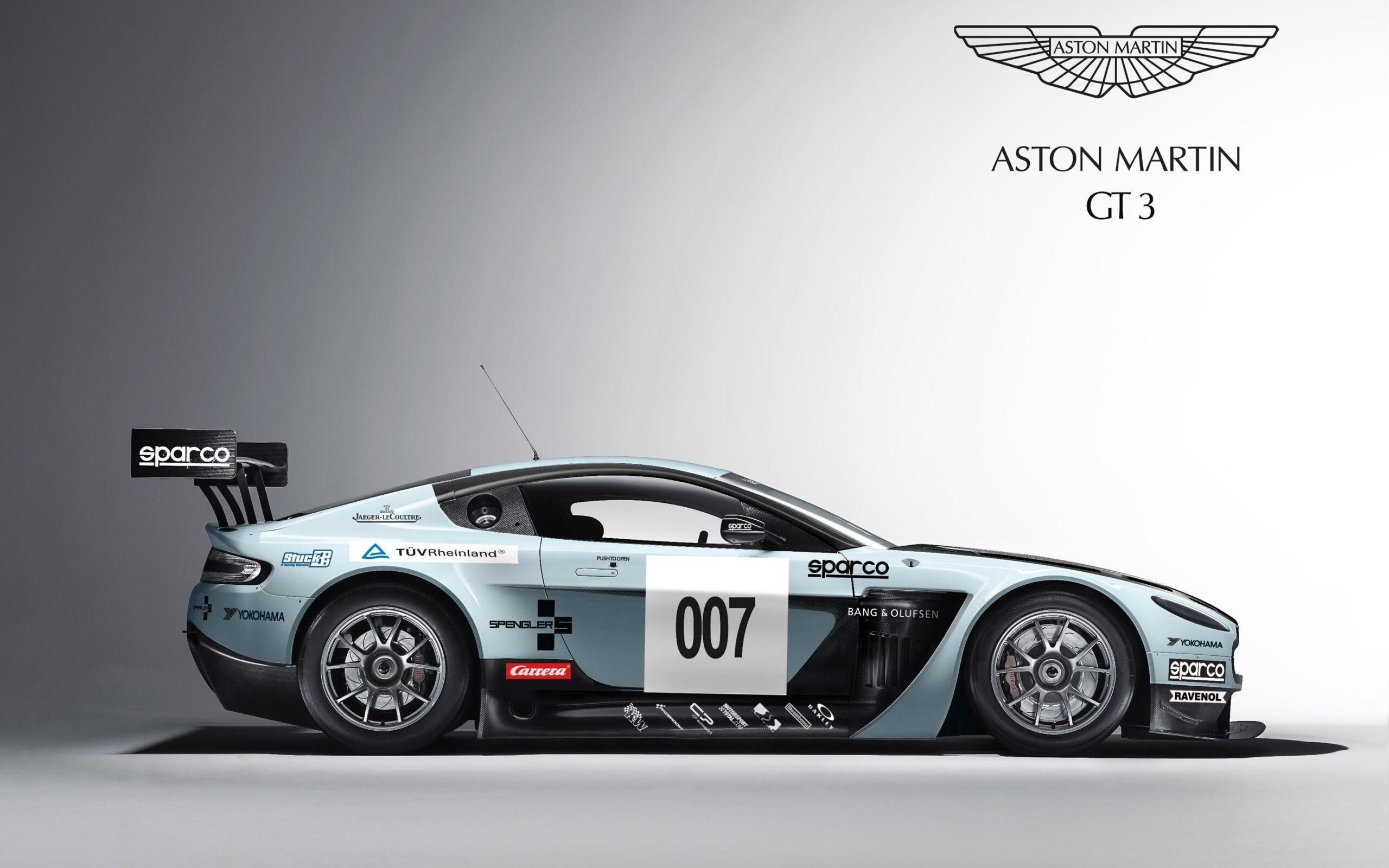 Aston Martin Vantage High Resolution Desktop Wallpaper