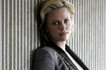 Charlize Theron Download Wallpaper