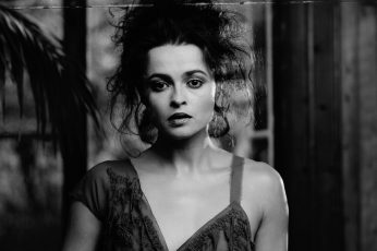 Helena Bonham Carter lock screen wallpaper