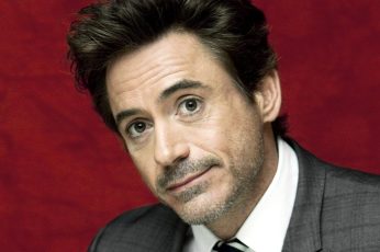 Robert Downey Jr Download Wallpaper