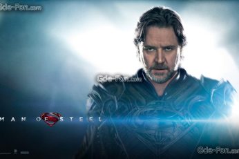 Russell Crowe Wallpaper For Ipad