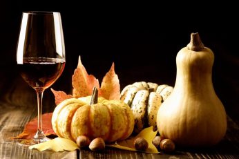 Thanksgiving Wine Desktop Wallpaper