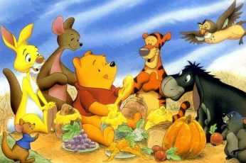 Winnie The Pooh Thanksgiving Laptop Wallpaper